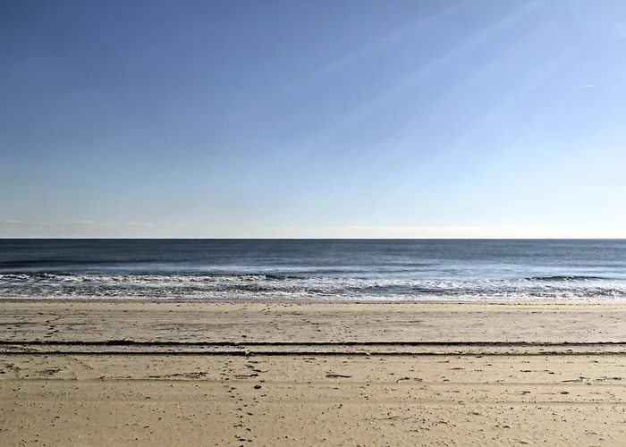 Walk To The Ocean With Balcony